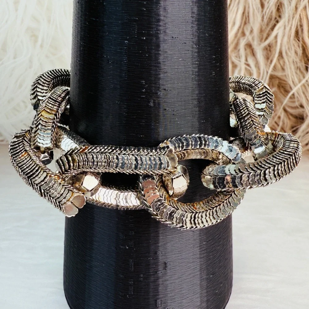 Chunky Silvertone Large Textured Chain Link Toggle Closure Bracelet